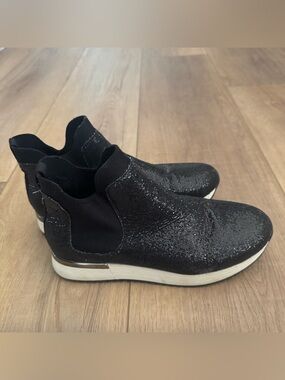 Kenneth Cole Reaction Black Glitter Slip-On Sneakers